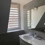 Cosy A Апартаменти *