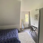 Cosy à *